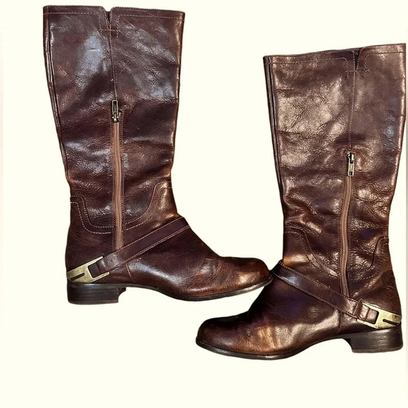 UGG Channing II women's Western Style  Riding boots. Size 9 - Picture 1 of 11